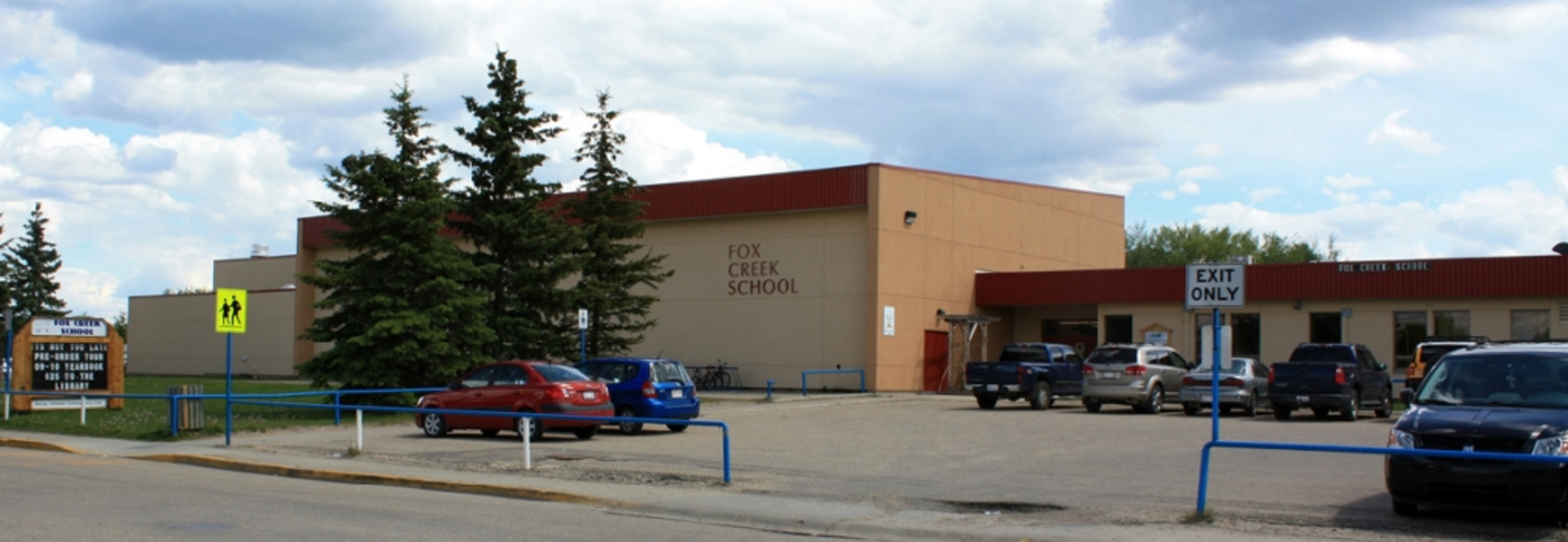 Fox Creek School Banner Photo