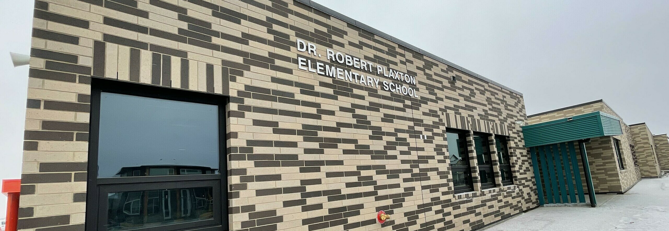 Dr. Robert Plaxton Elementary School Banner Photo